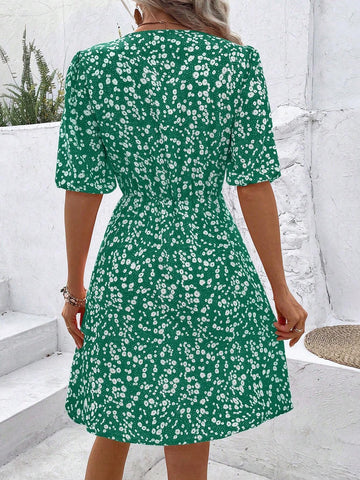 Ladies' Summer Vacation Style Floral V-Neck Short Sleeve Dress