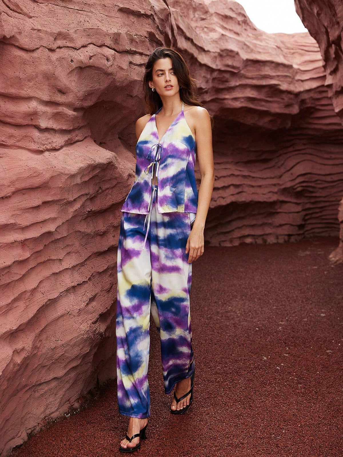 Loose Backless Sleeveless Top And Wide Leg Pants Set With Neck Tie, Random Tie-Dye Print