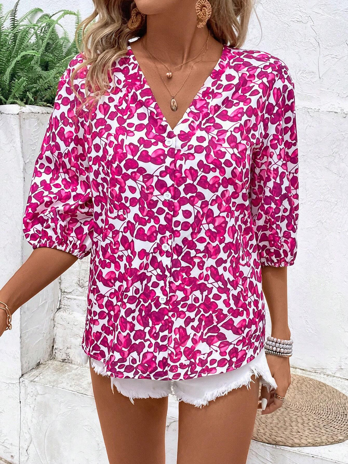 VCAY Men's Casual Printed Shirt With V-Neckline And Button-Front