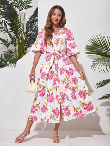 Random Printed Short Sleeve Dress Suitable For Holiday Travel Outfits