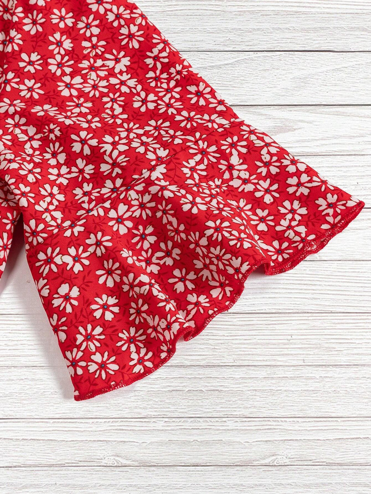 VCAY Red Mini Floral Ruffle Sleeve U-Neck Blouse