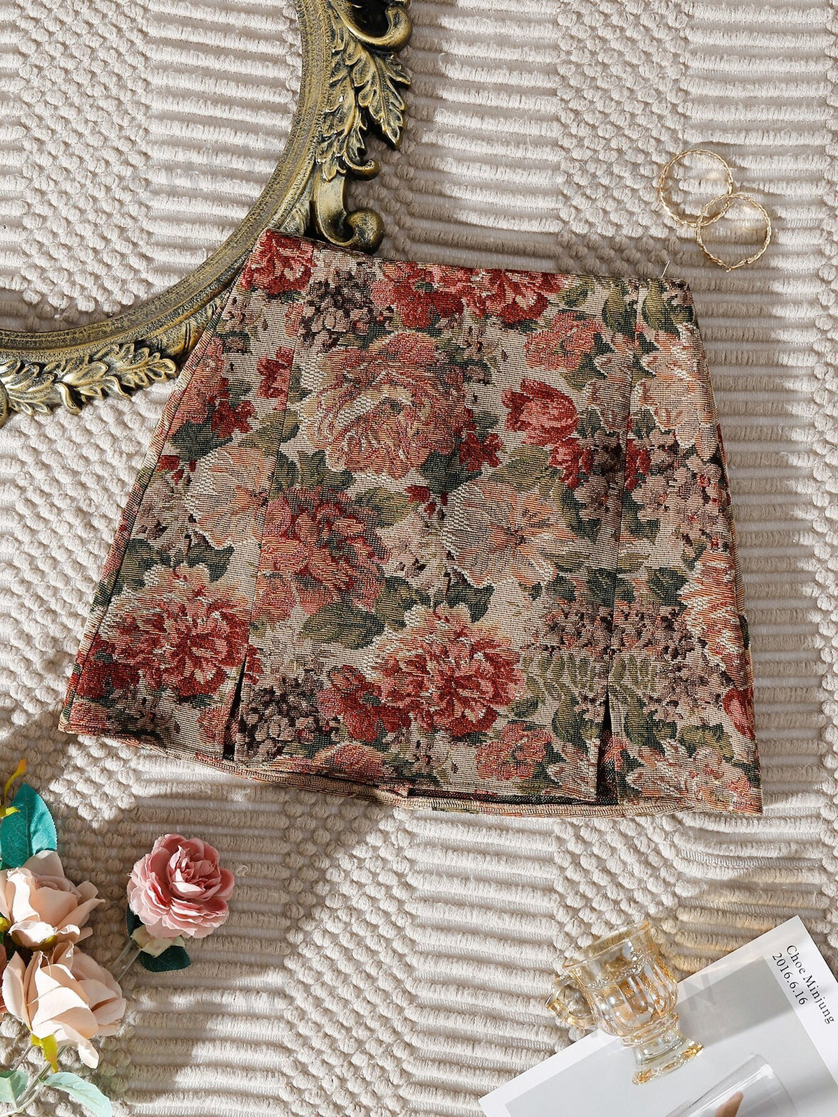 VCAY Split Hem Floral Jacquard Skirt