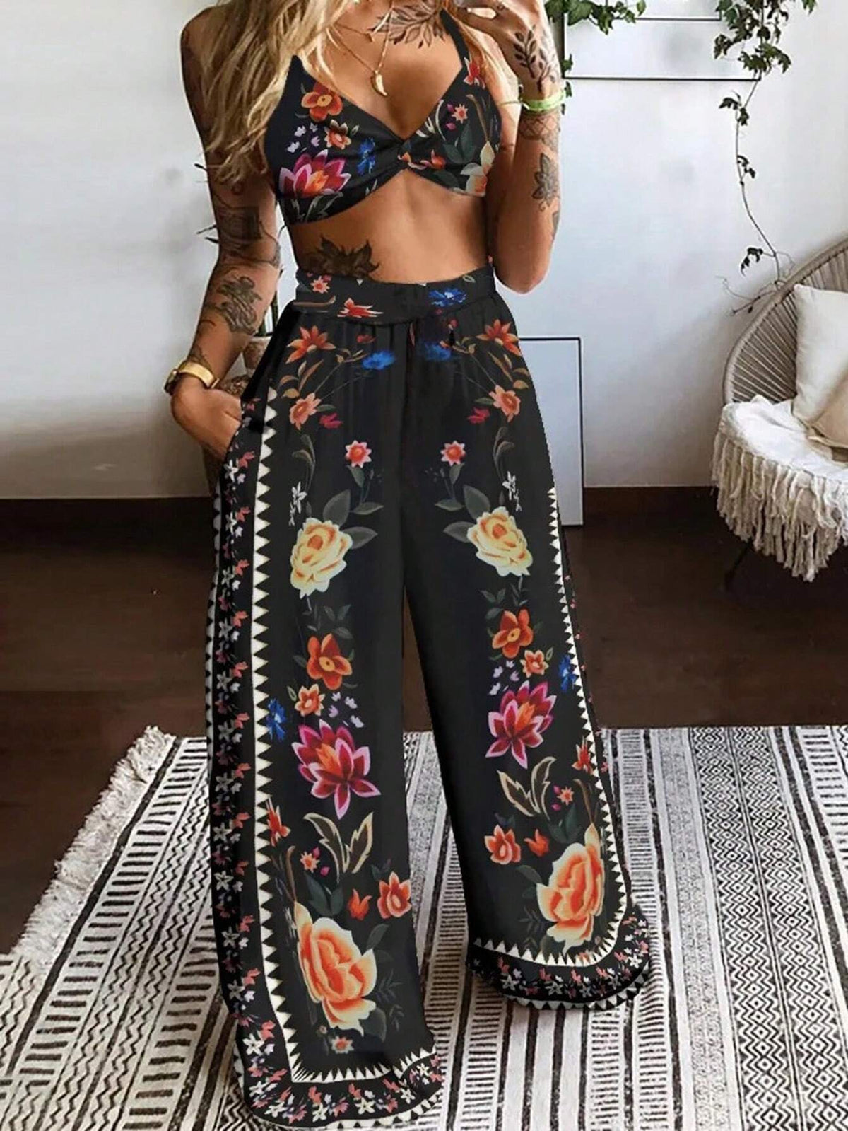 Women Fashionable Versatile Printed Twist-Knot Vacation Set