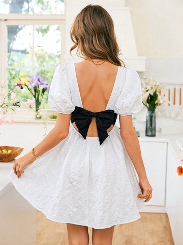 Women Jacquard Woven Fabric Square Neck Short Sleeve Mini Dress