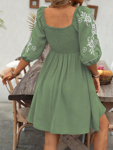 Women Rose Flower & Butterfly Embroidered V-Neck Long Sleeve Casual Vacation Dress, Autumn/Winter