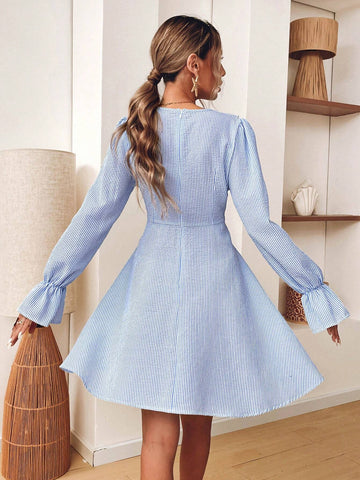 Women V-Neck Frill Trim A-Line Plaid Casual Holiday Dress, Autumn/Winter