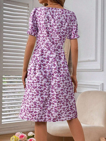 Women's Ditsy Floral Square Neck Short Puff Sleeve Elegant Vacation Dress With Side Slits