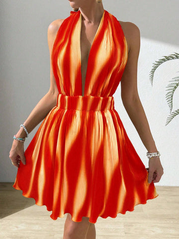 Women's Fashionable Printed Pleated Halter Backless Vacation Dress With Neck Tie