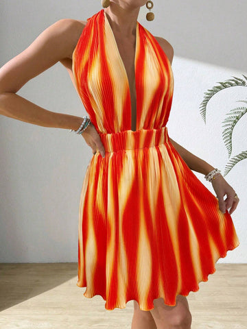 Women's Fashionable Printed Pleated Halter Backless Vacation Dress With Neck Tie