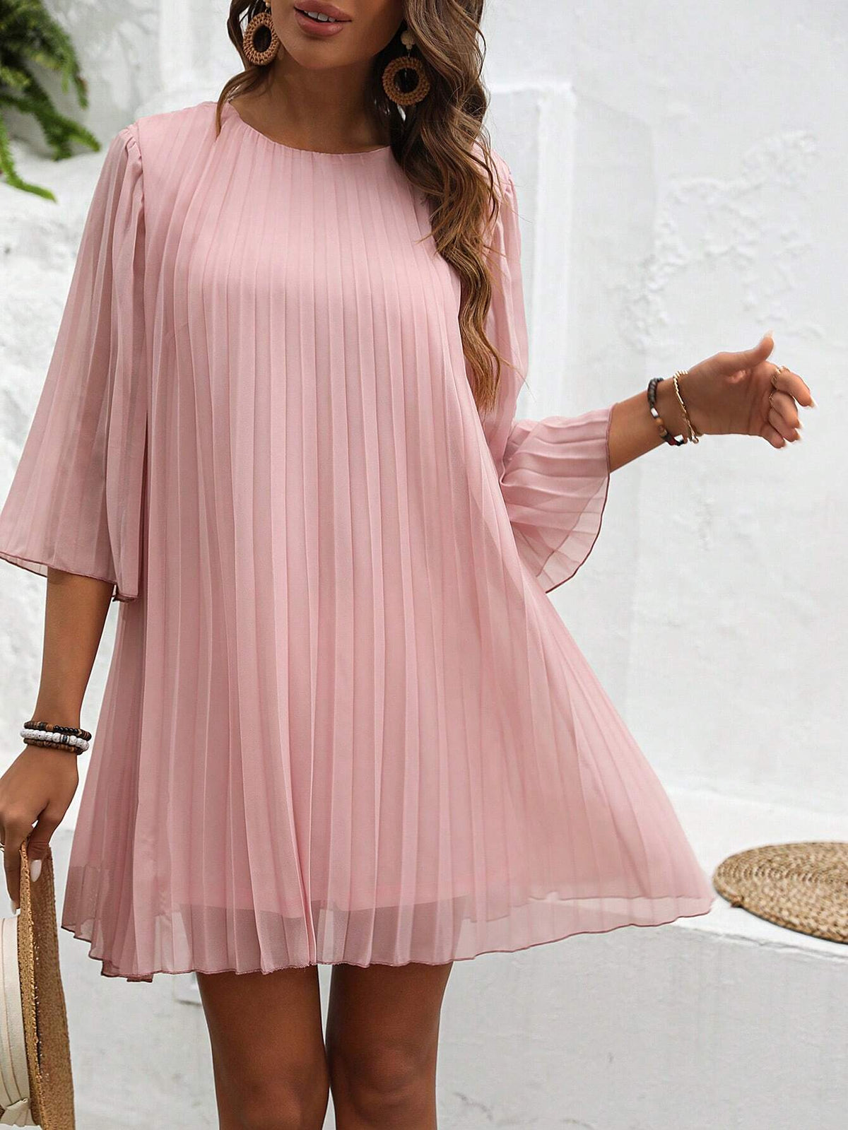 Women's Loose Round Neck Pleated Dress