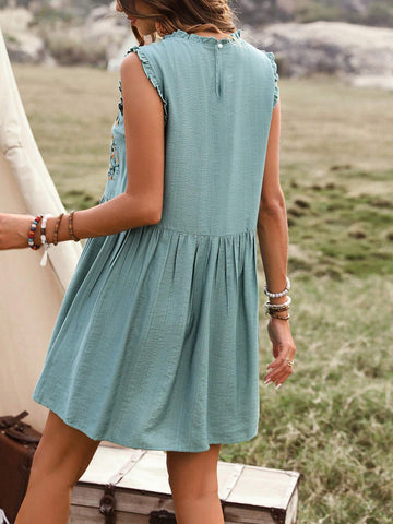 Women's Sleeveless Dress With Floral Print