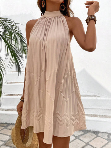 Women's Solid Color Pleated Halter Neck Dress