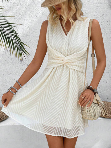 Women's Solid Color Sleeveless Dress With Cutout And Twist Knot Detail