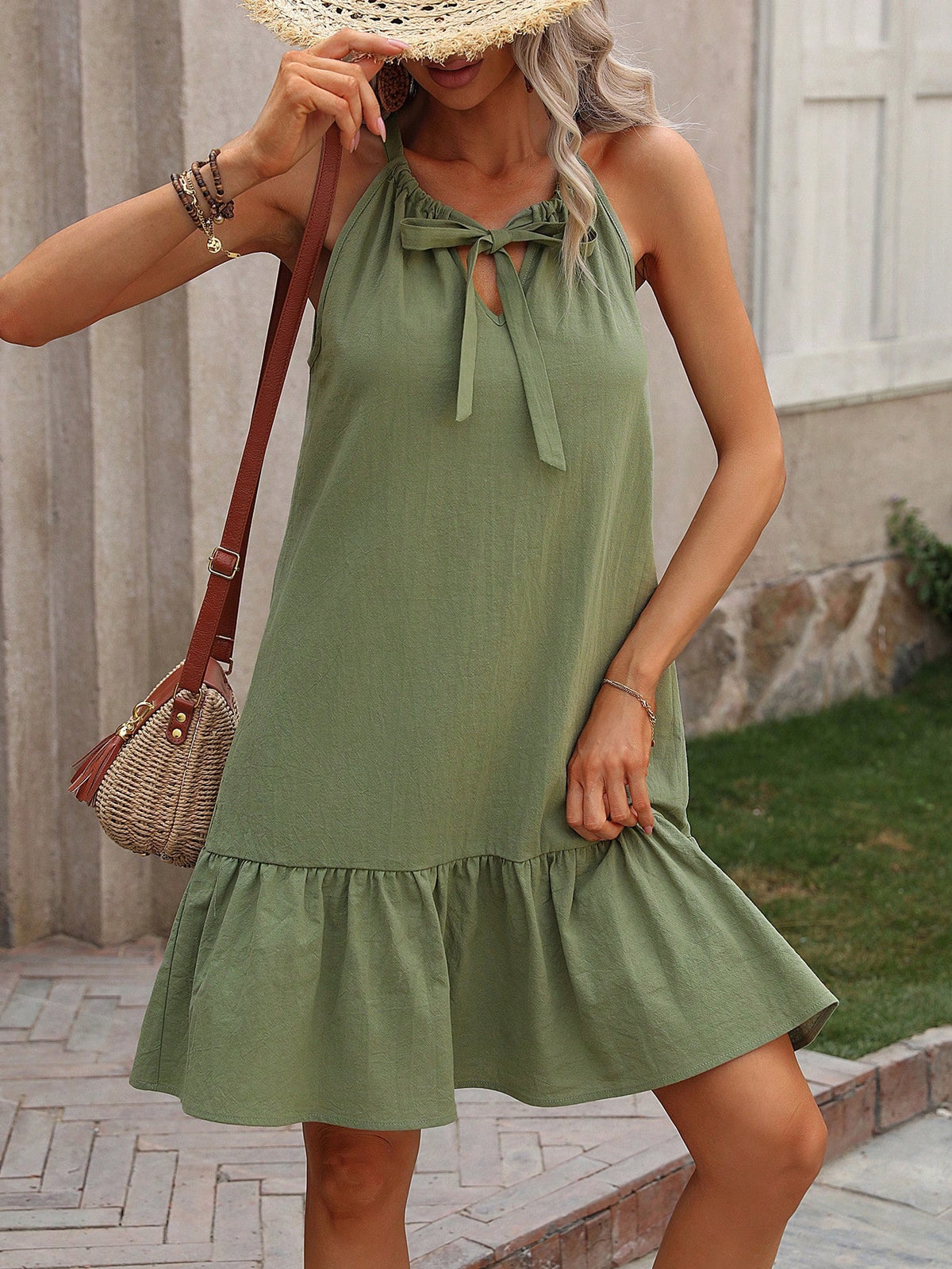Women's Solid Color Sleeveless Halter Neck Ruffle Hem Casual Dress