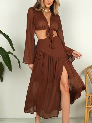 Women's Solid Color V-Neck Crop Top And Split Skirt Set