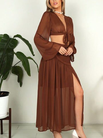 Women's Solid Color V-Neck Crop Top And Split Skirt Set