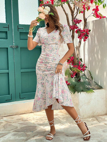 Women's Summer V-Neck Ruffled Hem Floral Dress