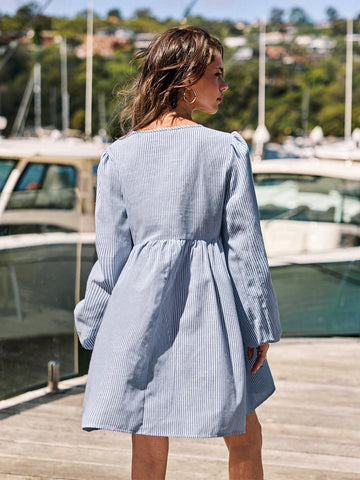 Women's Tie-Front Long Sleeve Striped Casual Mini Dress