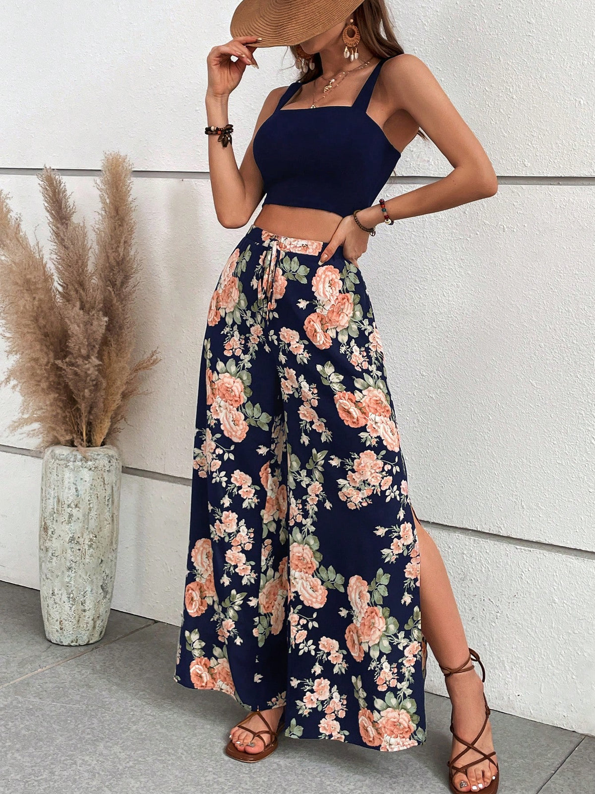 Women's Vacation Style Short Length Tank Top And Flower Printed Long Pants Two Piece Set