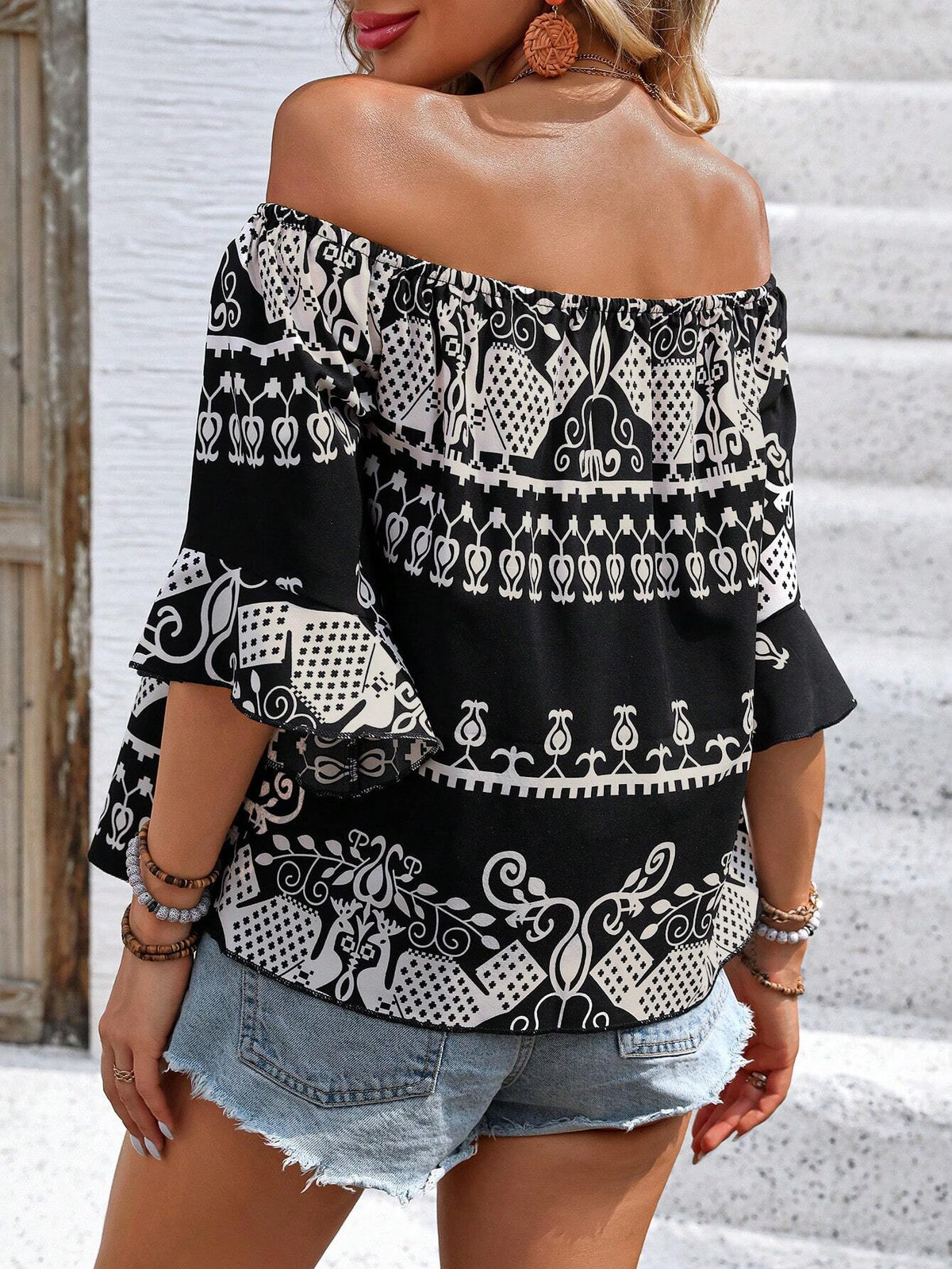 VCAY Women's Vintage Style Printed Off Shoulder Simple Daily Shirt