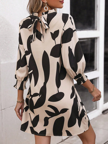 Women's Tie-Up Neck, Elastic Cuff 3/4 Sleeve Plant Print Casual Dress