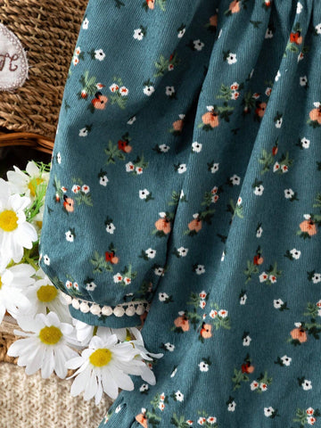 Vintaside Kids Young Girl Ditsy Floral Square Collar Puff Sleeve Ruffle Hem Cute Loose Dress