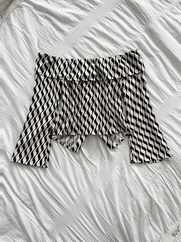 1pc Casual Off Shoulder Long Sleeve Wavy Stripe Blouse