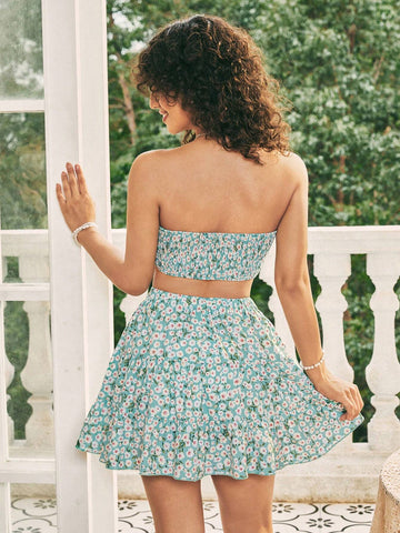 Floral Print Twisted Halter Top With Cutout Detail And A-Line Skirt