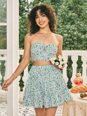Floral Print Twisted Halter Top With Cutout Detail And A-Line Skirt