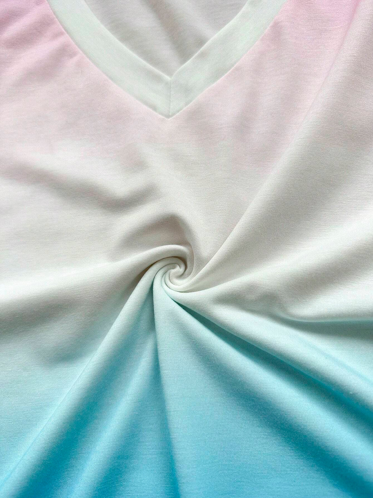 WYWH Gradient Loose Casual Vacation V-Neck T-Shirt With Lazy Feeling