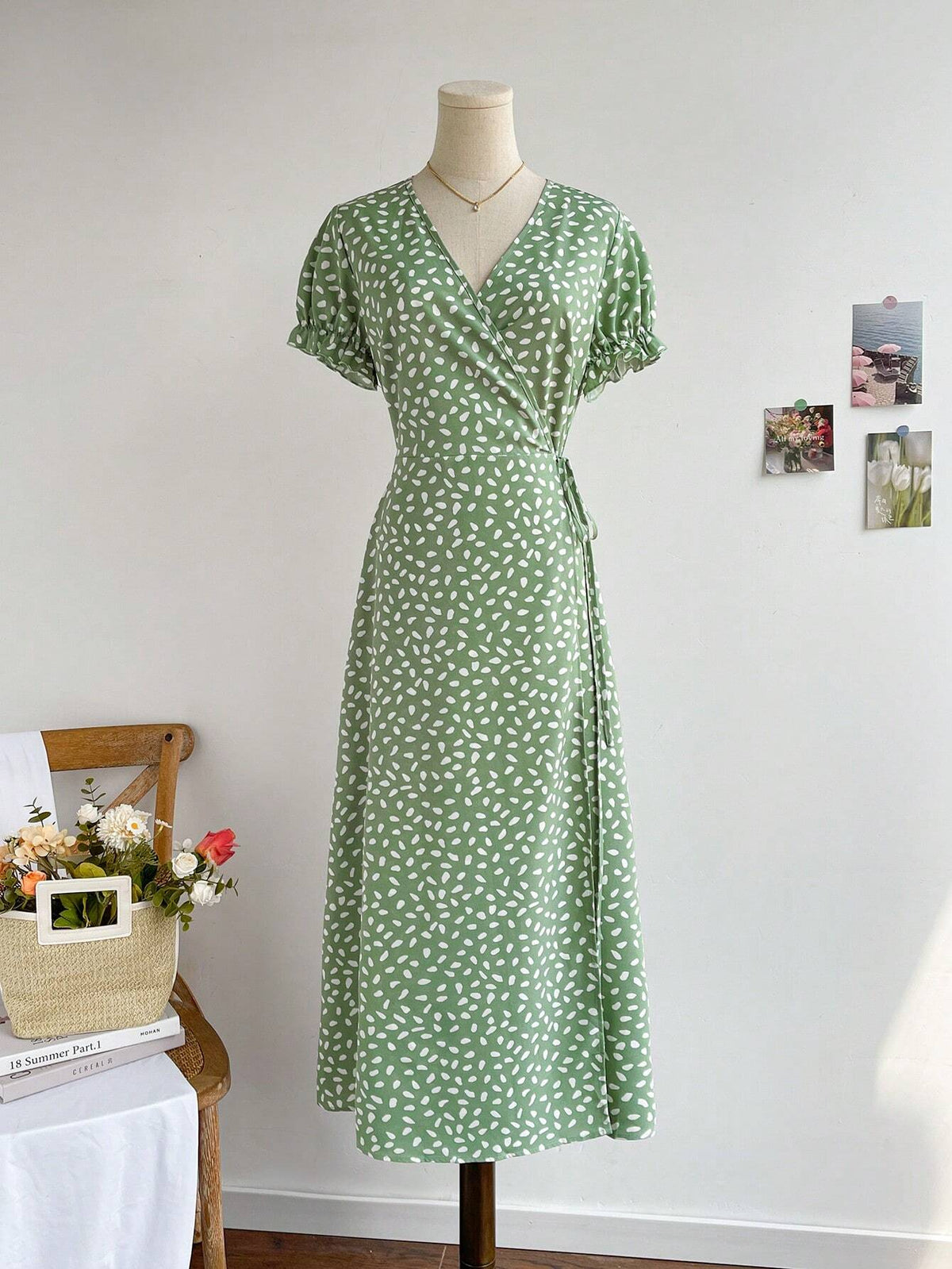 Green Floral V-Neck Wrap-Front Slit Romantic Casual Vacation Lovely Dress
