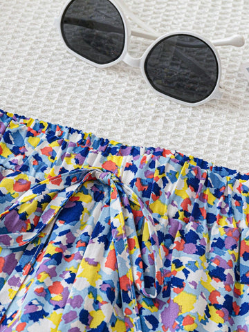 WYWH Ladies' Holiday Leisure All-Over Allover Print Ruffled Hem Shorts