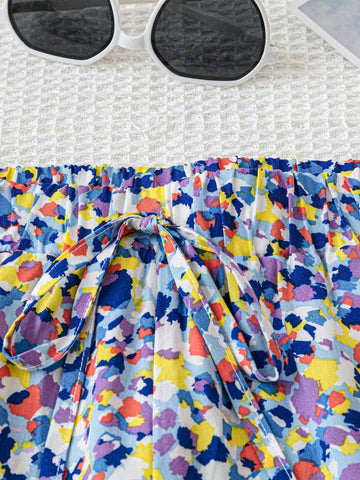 WYWH Ladies' Holiday Leisure All-Over Allover Print Ruffled Hem Shorts