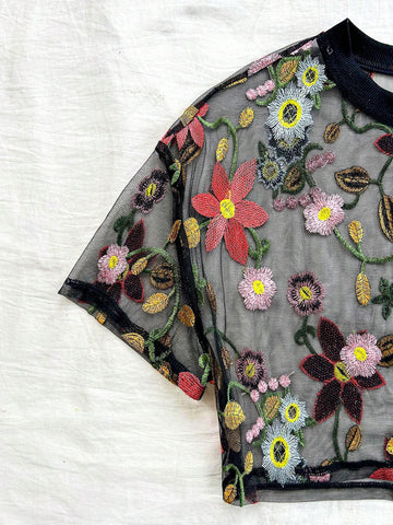 Summer Vacation Women Floral Embroidery Fashion Women Top,Ladies Sexy Lettuce