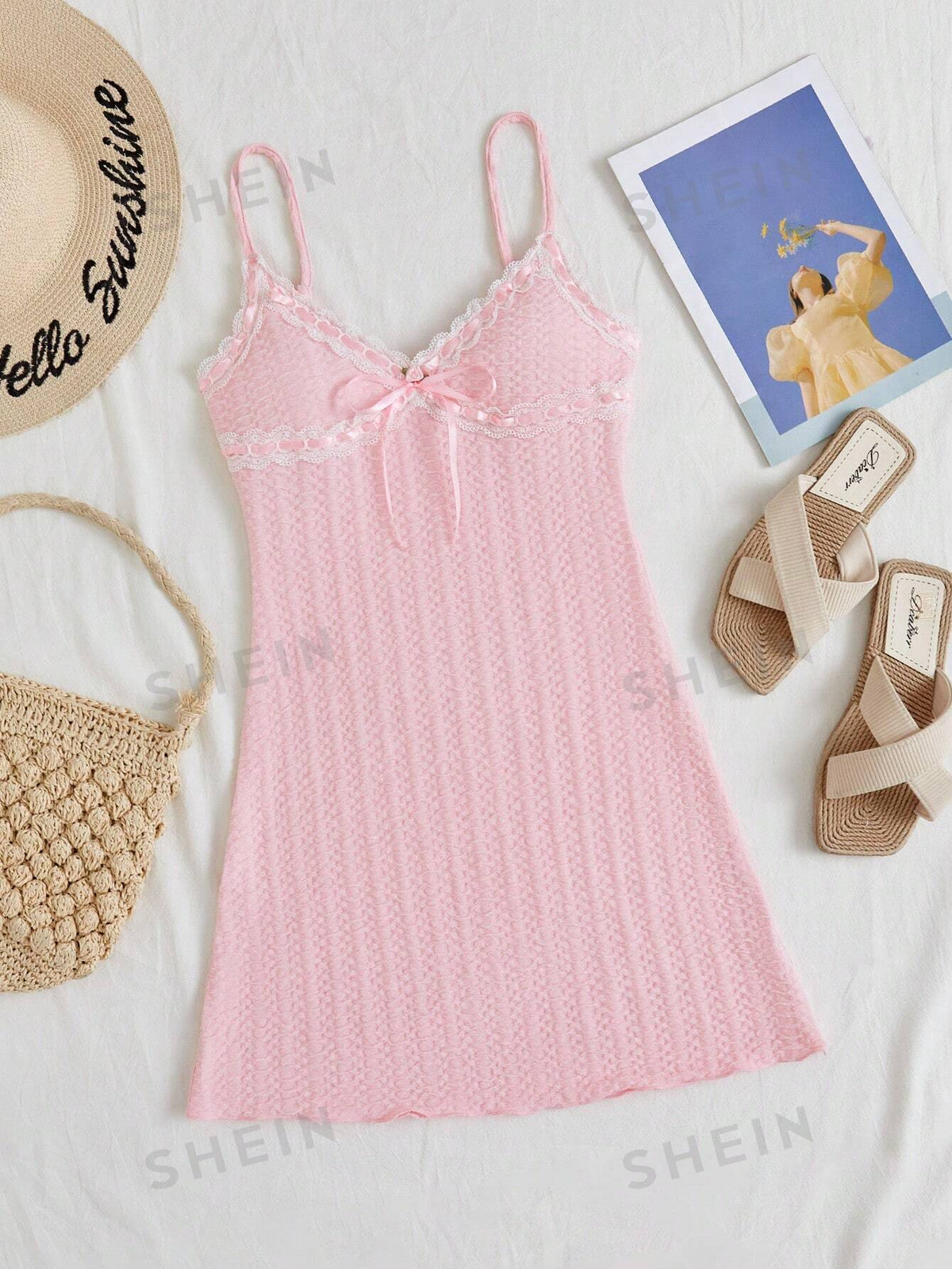 V-Neck Colorblock Lace Trim Bodycon Cami Dress