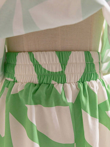 Vacation Casual Random Print Halter Top And Shorts Loose Fitting 2pcs/Set