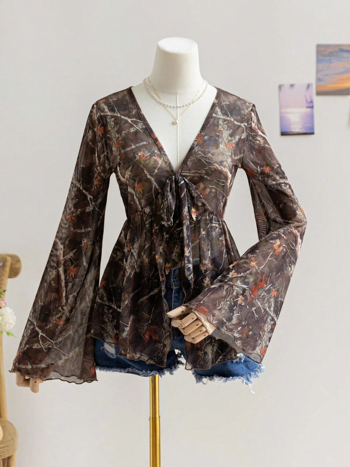 Vintage Tree Branch & Maple Leaf Print V-Neck Tie Front Bowknot Flare Sleeve Asymmetrical Hem Blouse, Vacation Wear,