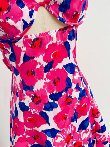 WYWH Women Vacation Summer Dress With Black Background And Apricot Blossom Print, Wide
