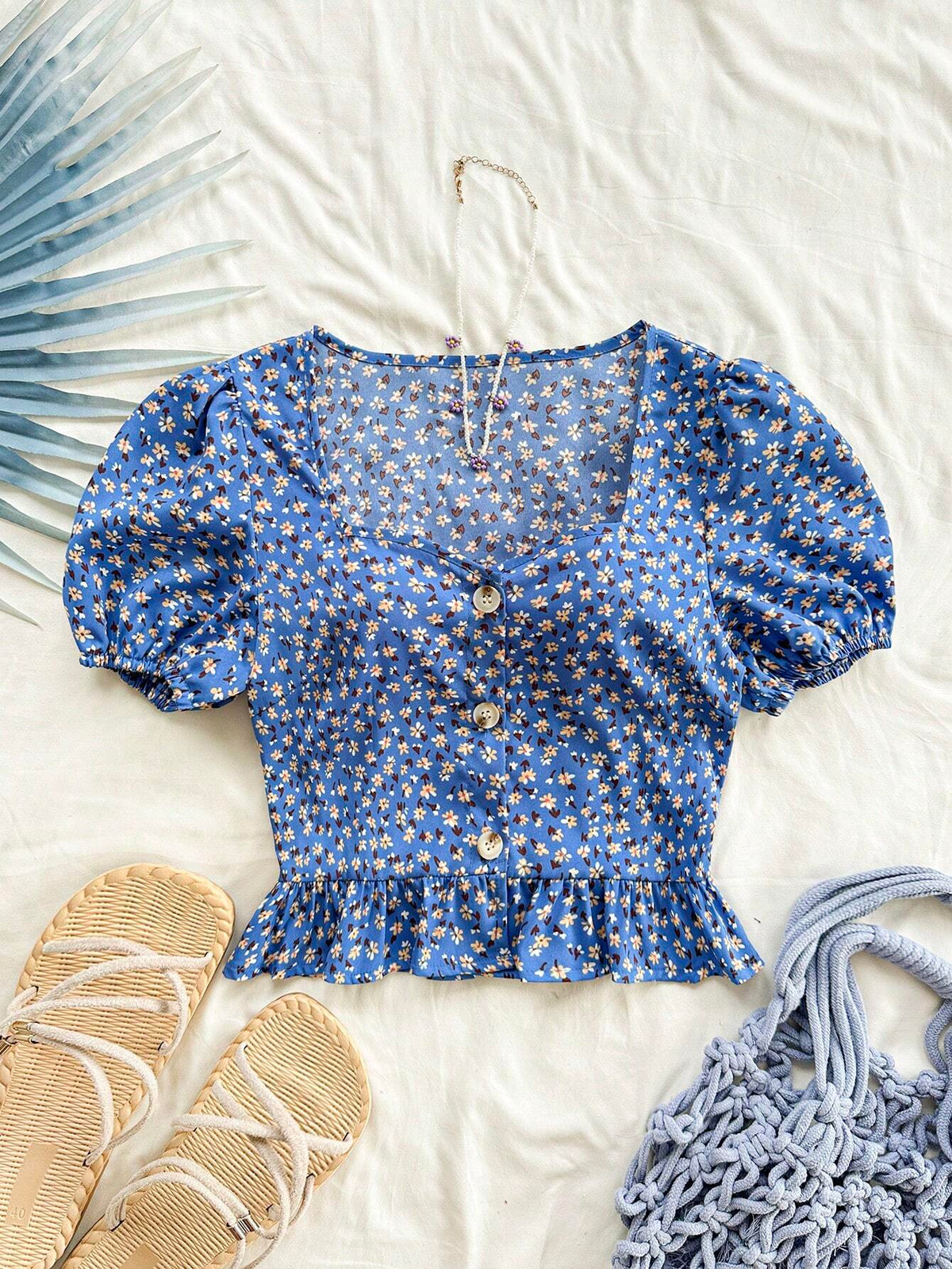 Women's Ditsy Floral Vacation Style Puff Sleeve Shirt With Ruffled Hem, Square Neckline