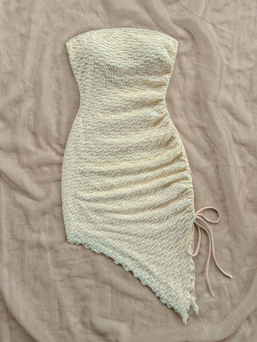 Women's Resort White Textured Strapless Side Split Drawstring Tie Wavy Hem Asymmetrical Hem