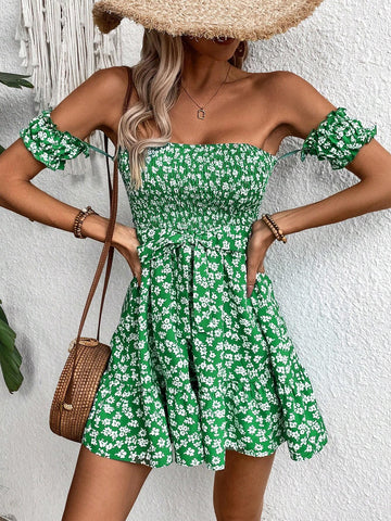 Women's Romantic Countryside Vacation Cute And Vivid Young Girl Floral Printed Dress With Elastic Waist And Swing Hem