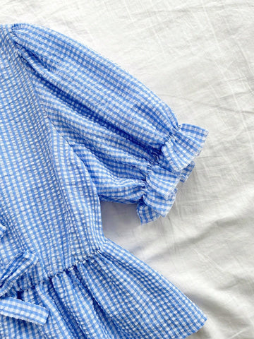 Women's Vacation Blue & White Plaid Puff Sleeve Shirt With Round Collar, Bow Tie & Ruffle Trim