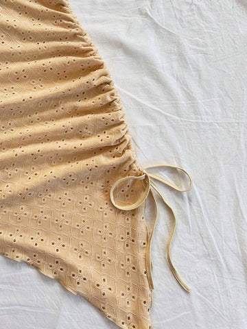 Women's Vacation White Textured Bandeau Asymmetrical Hem Tie Waist Mini Dress, For Wedding