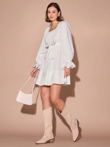 Romantic Women's Solid Color Square Neck Flare Sleeve Knotted Waist Pleated Hem Elegant