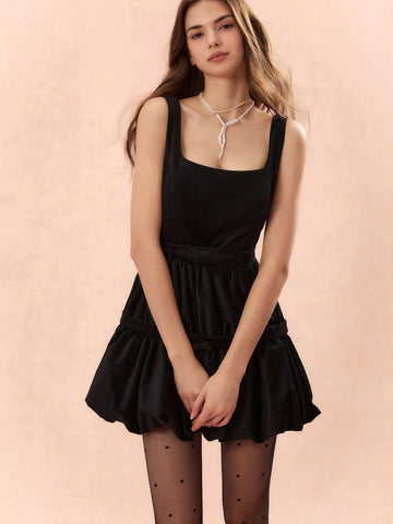 Bow-Embellished Waist-Cinching Bubble Hem Velvet Suspender Black Dress, Suitable For