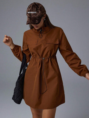 Women's Casual Solid Color Cinched Waist High Neck Flap Detail Short Dress, Spring/Autumn