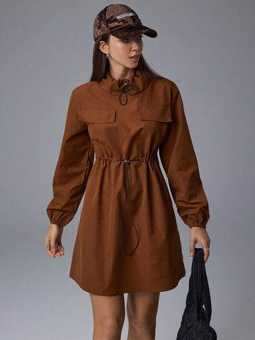 Women's Casual Solid Color Cinched Waist High Neck Flap Detail Short Dress, Spring/Autumn