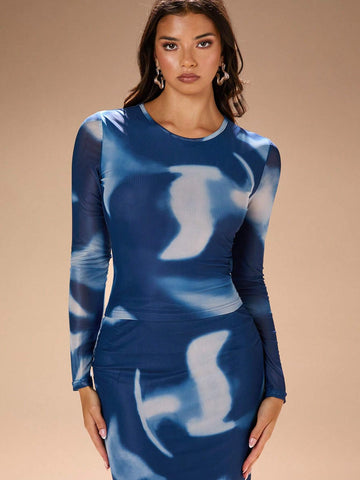 2pcs Women's Blue Ink Dye Mesh Printed Long Sleeve T-Shirt And Bandage Long Skirt Fall&Winter Set