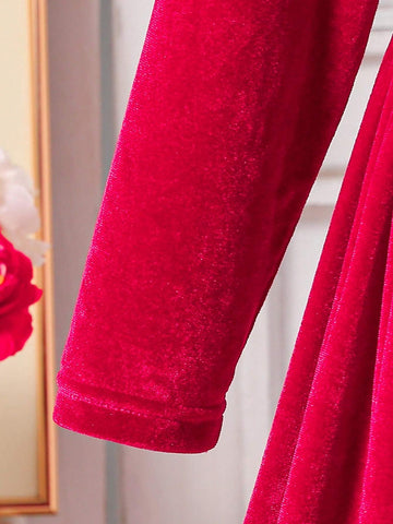 Young Girl And Young Girl Casual Velvet Peter Pan Collar Jumper Dress