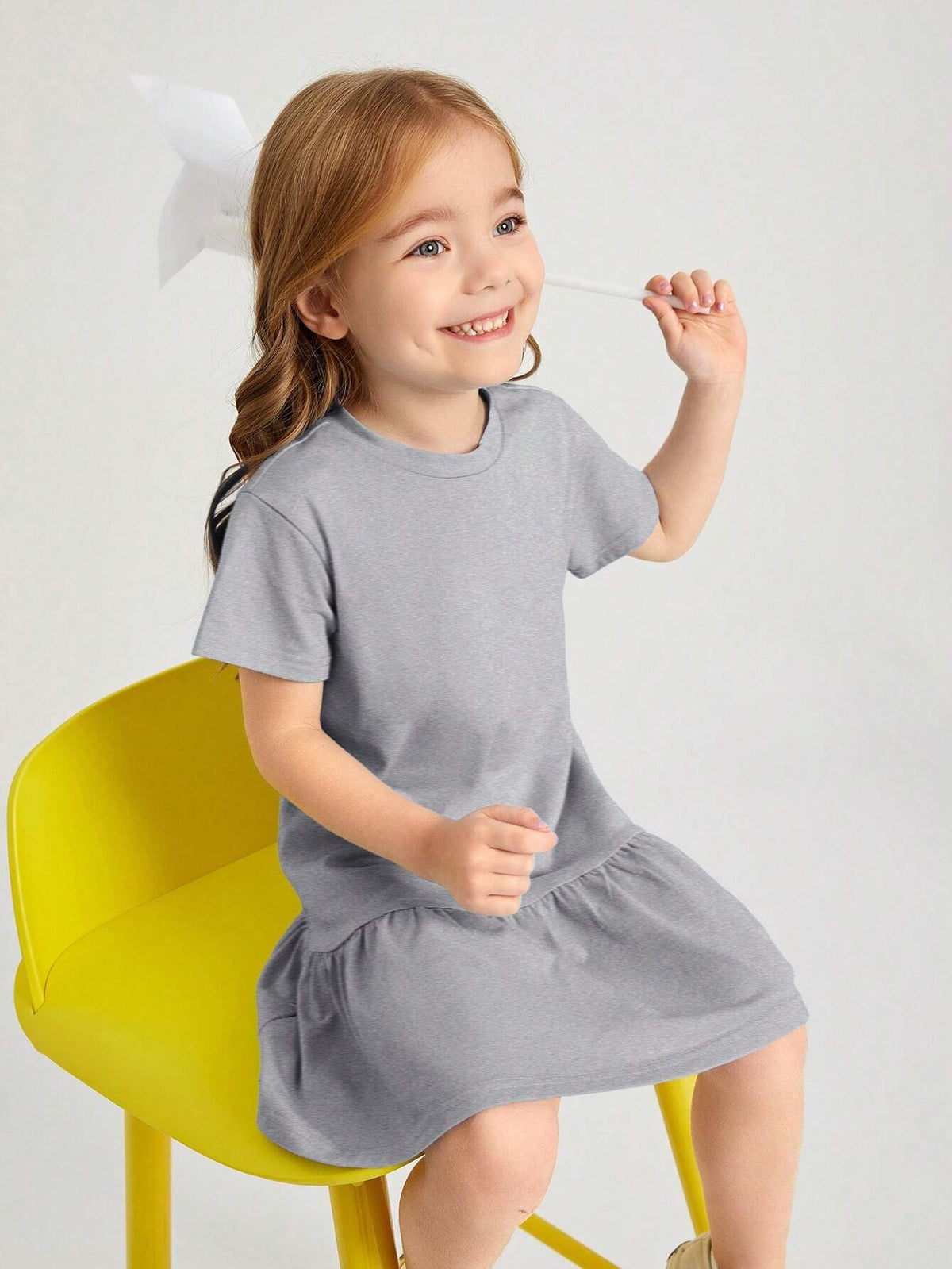 Young Girl Casual Comfortable Solid Color Round Neck Short Sleeve Pleated Dress